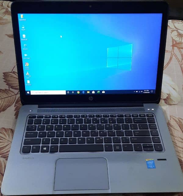 HP Folio 1040 for Sale. 1