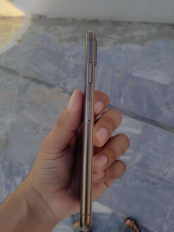 iphone Xs Max 256GB Official PTA Approved Golden,Kotla Arab Ali Khan 1