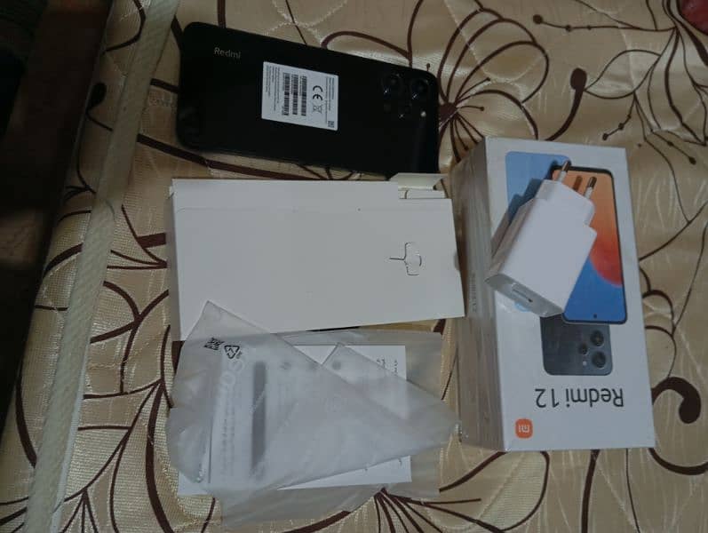 redmi 12    8/128 3