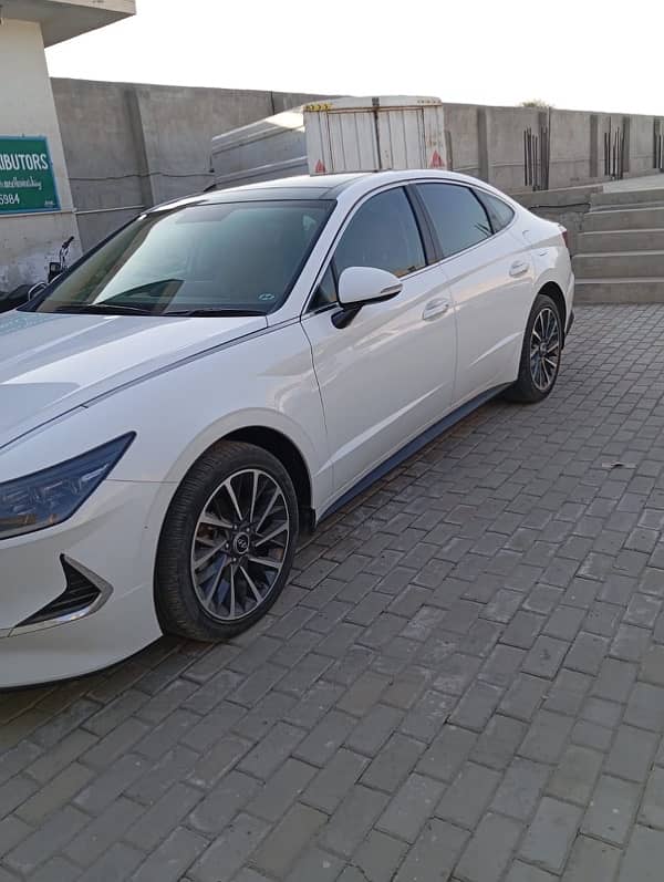 Hyundai Sonata 2022 6