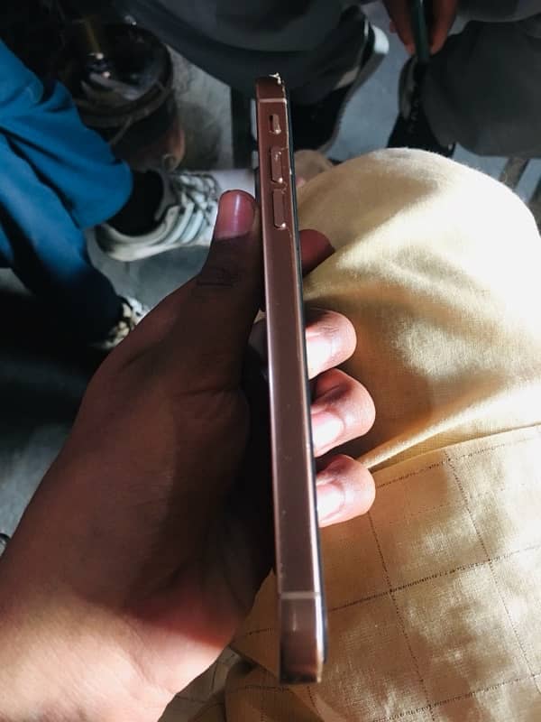 iphone xr converted into iphone 16 pro 6