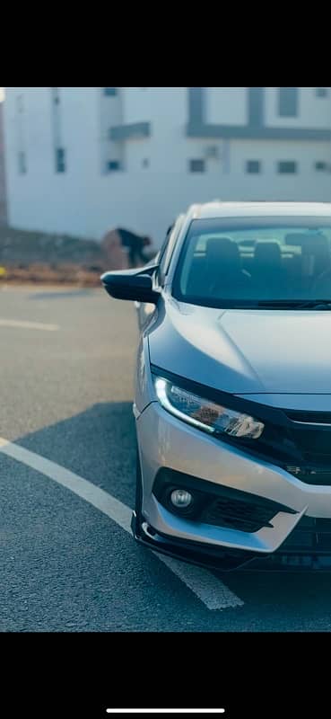 Honda Civic Oriel 2019 9