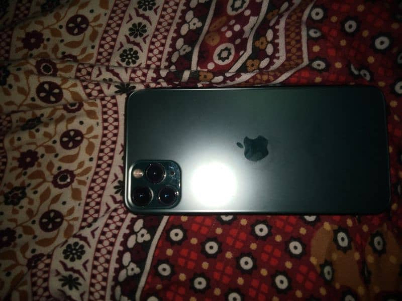 I phone 11 pro max non pta jv. 0