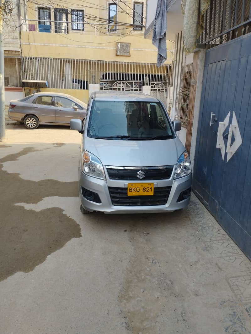 Wagon R vxl available for daily rent with driver only in Rs 3500 1