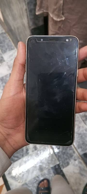 SAMSUNG GALAXY J6 1