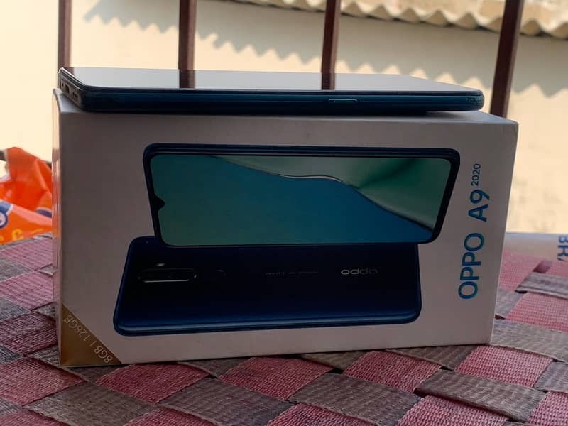 oppo A9 2020 8/128 gb 6