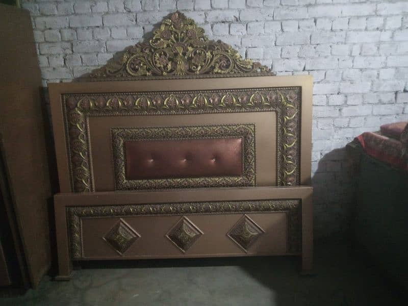 Iron double bed 16