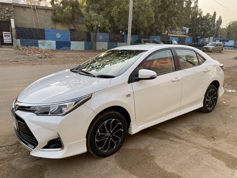 Toyota Corolla ALTIS X 1.6 Untouch Condition 10