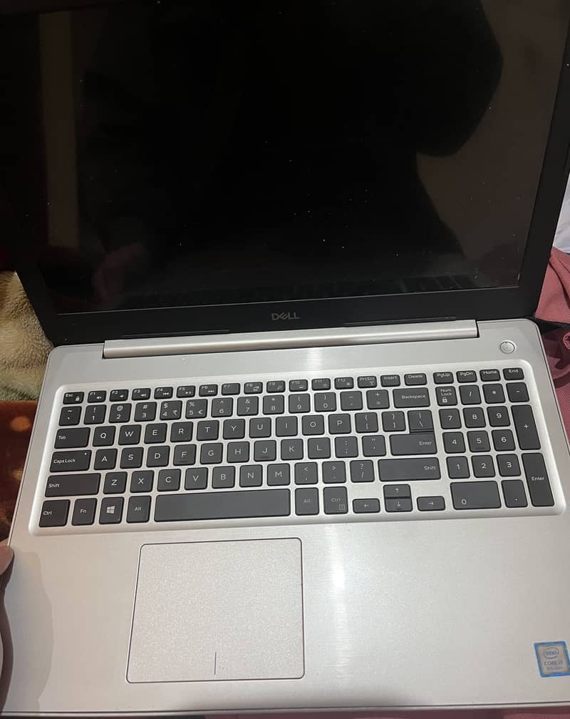 Dell inspiron i7 8gen 2