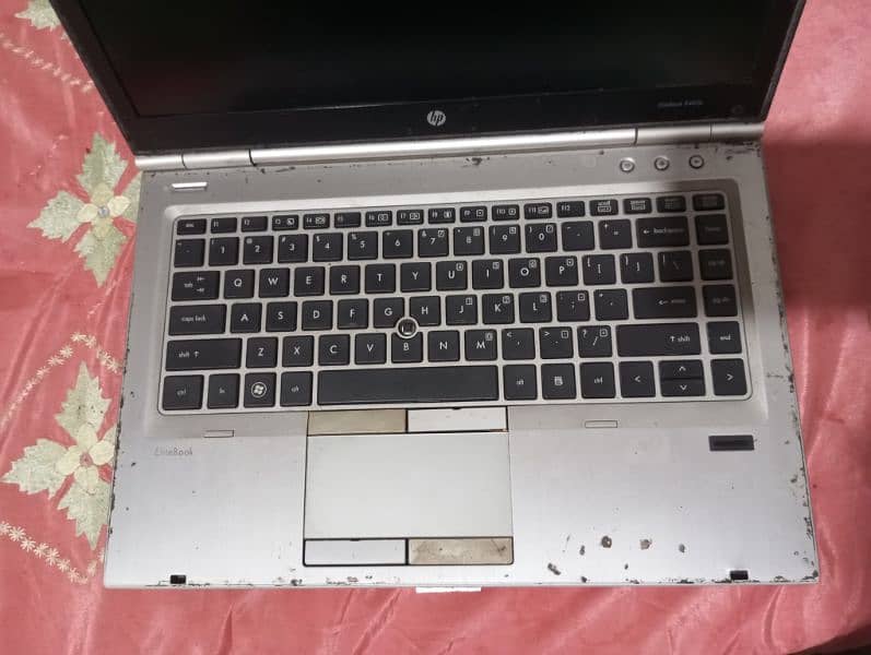 HP Elitebook 8460p 1