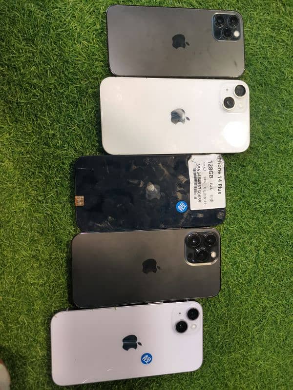 Iphone 12 pro;13 pro Max iphone 14 plus 0