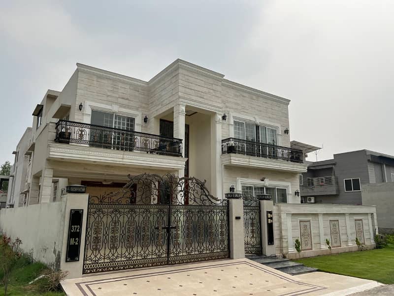 1 Kanal Slightly Used House Available For Sale In Lake City Sector M-2 0