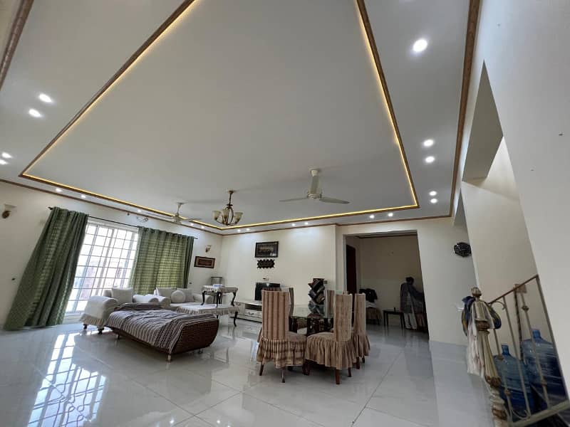 1 Kanal Slightly Used House Available For Sale In Lake City Sector M-2 30