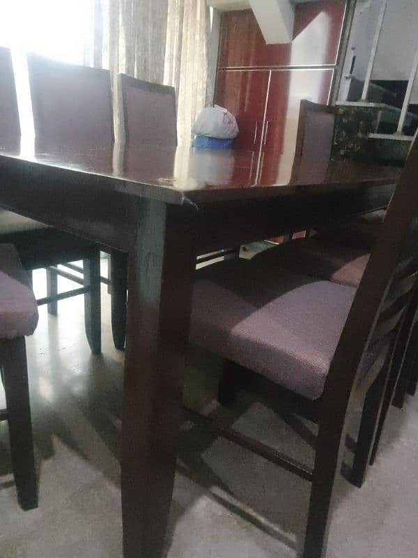 Dining table with chairs 4