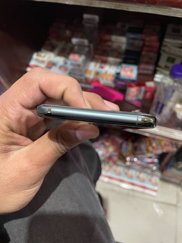 iphone 11 pro max 64 gb jv 4