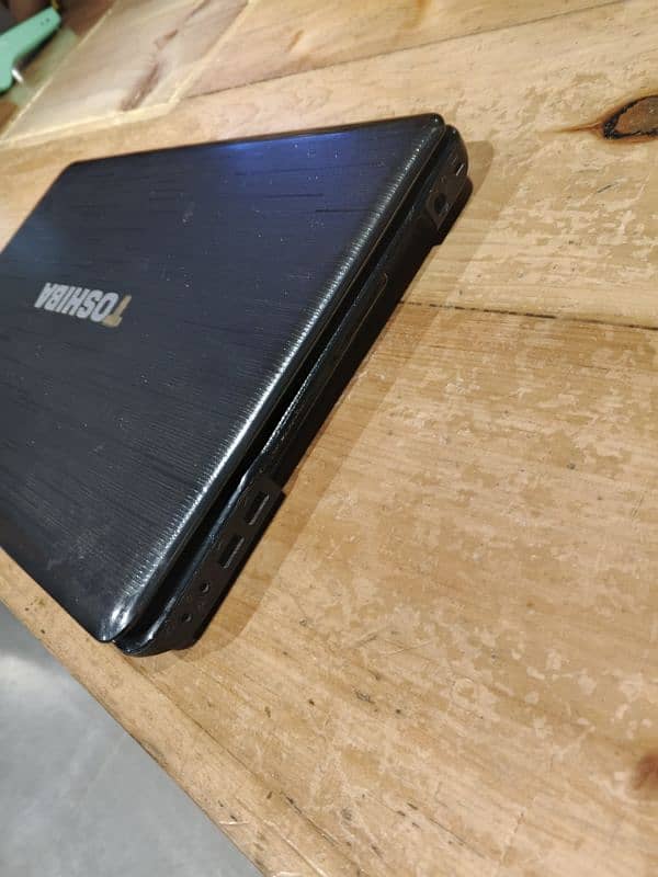 Toshiba Satellite Laptop 3