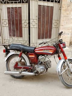 Yamaha bike all ok urgent sale