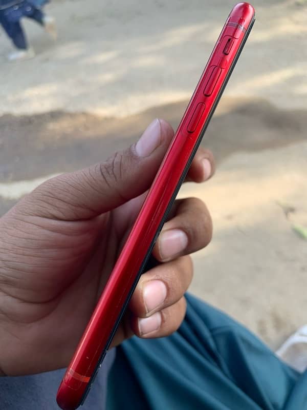 iPhone XR 128Gb non pta 4