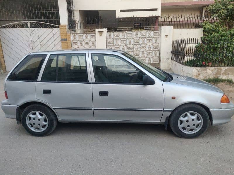 Suzuki Cultus VXR 2001 2