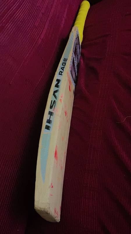 ihsan original cricket bat ENGLISH WILLOW 2