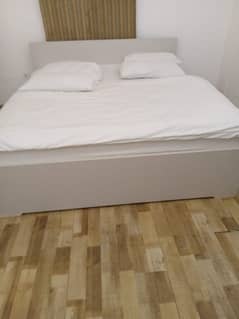 king Size Bed with Mattress