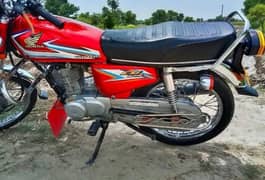 Honda 125 2016 model for sale WhatsApp number(03185729839