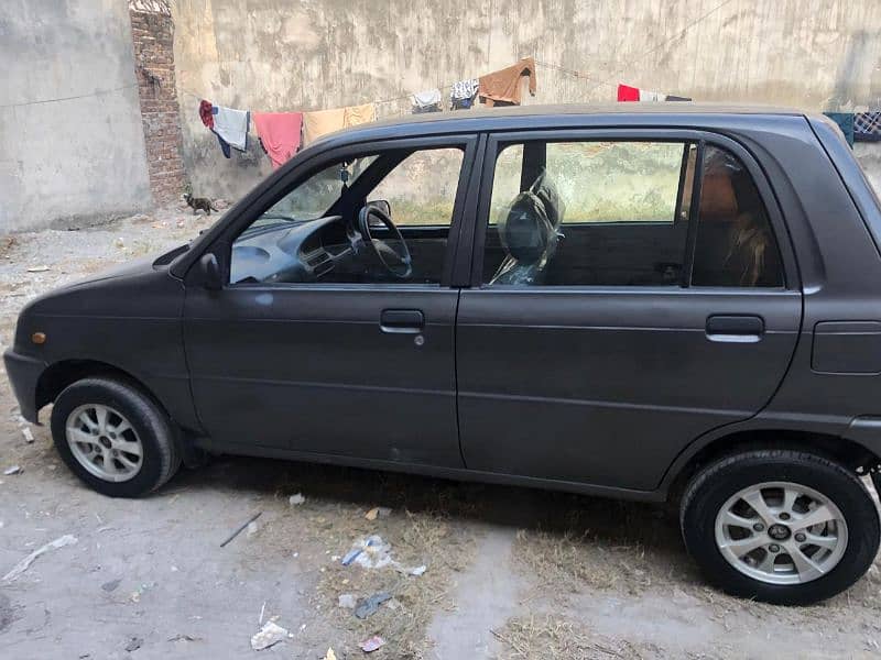 Daihatsu Cuore 2008 9