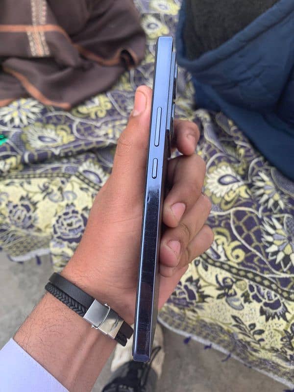 Infinix note 40 /8/256 5 months used 5