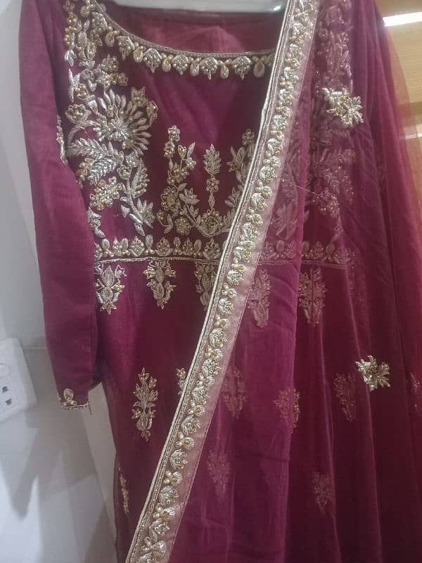 barat bridal lehnga| mehroon | Dark red 6