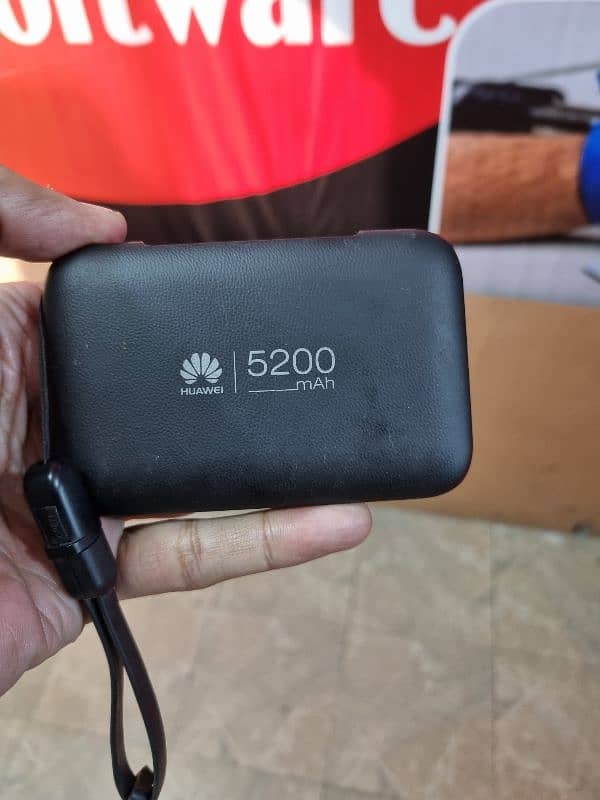 huawei WiFi device  5000 mah battery 2