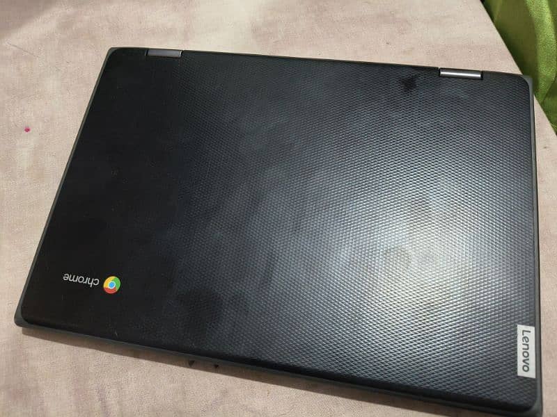 Neat clean good usage Chromebook laptop 3