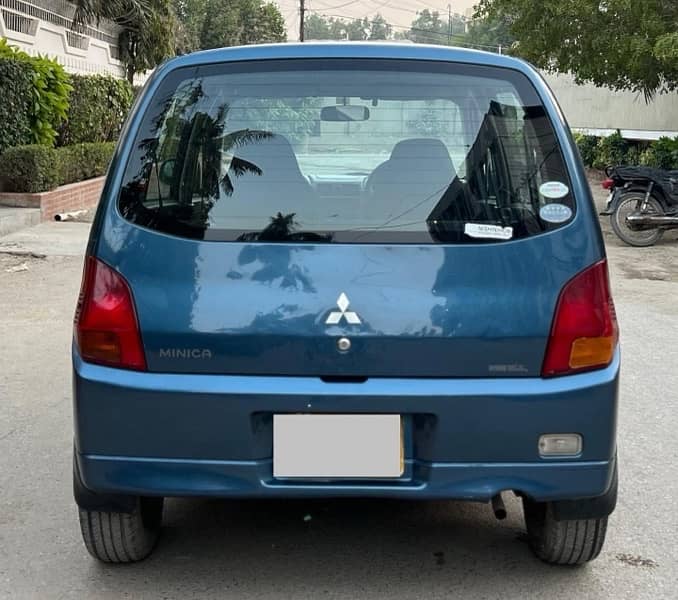 Mitsubishi Minica 2008 / 2013 11