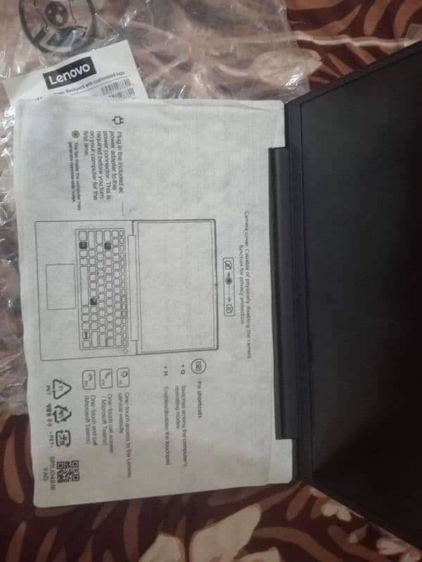 laptop Lenovo core i5 12 generation 11