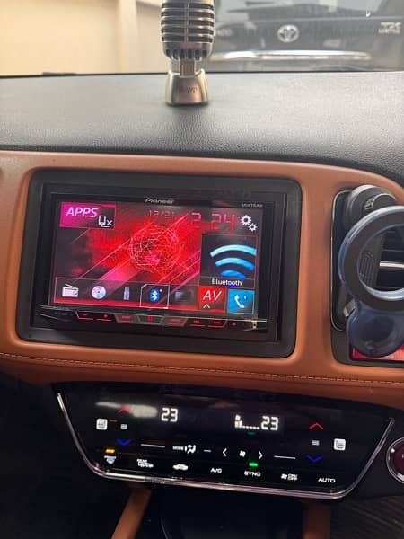 Pioneer 10/10 with Car play and Screen mirroing 0