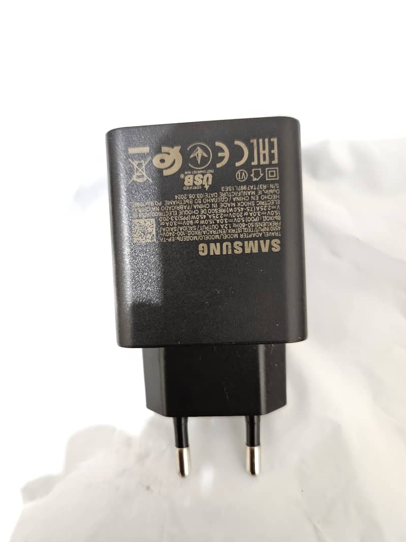 45 watt samsung adapter with c to c cable 2