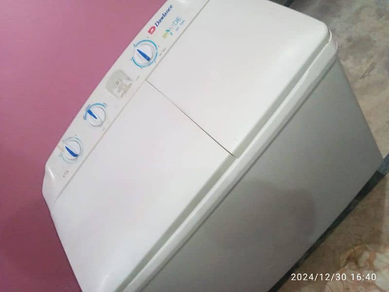 Dawlance  washing machine twin tub model number DW-5200 13