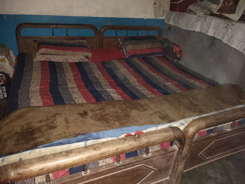 Old Bed pure wooder old fashion 0