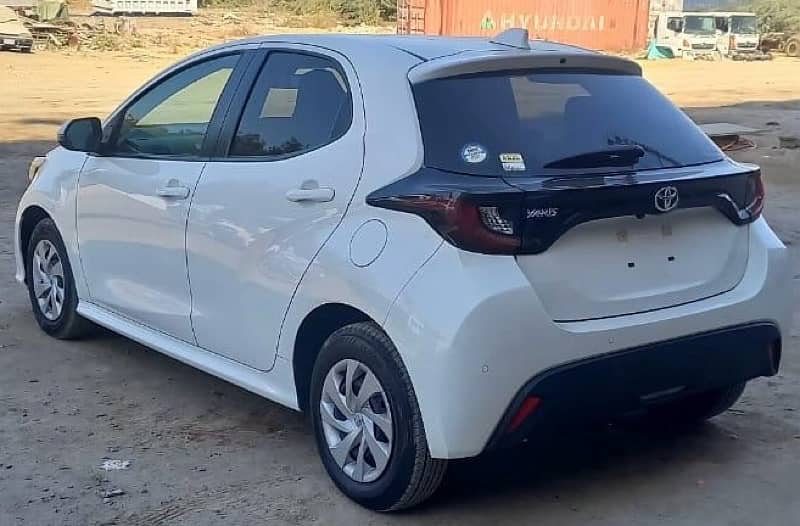 Toyota Yaris 2022 for Sale in Malir Cantt 2