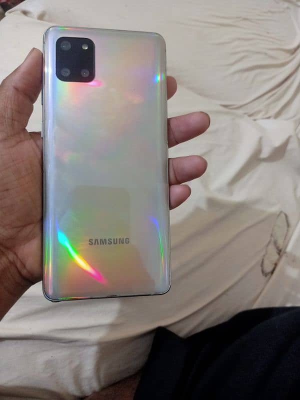 Samsung note 10 lite official pta approved 10 / 10 Condition 4