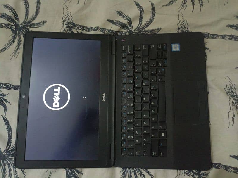 Dell latitude e7270 with charger  . Fresh condition 2