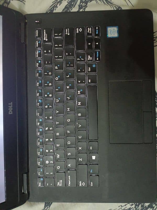 Dell latitude e7270 with charger  . Fresh condition 3