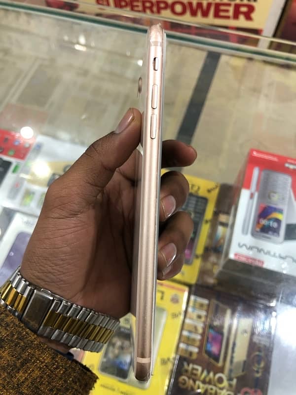 Iphone 8 plus urgent sale 4