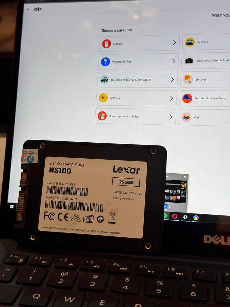 LEXAR 256 GB SSD WITH 10 MONTHS WARRANTY 1