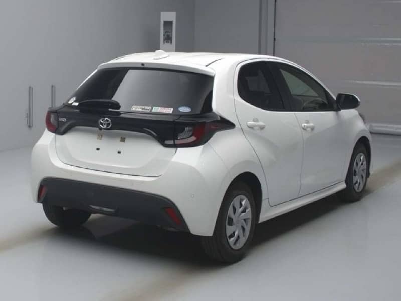 Toyota Yaris 2021 1