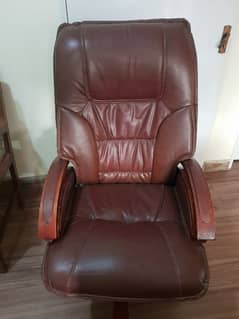 Executive Office Chair