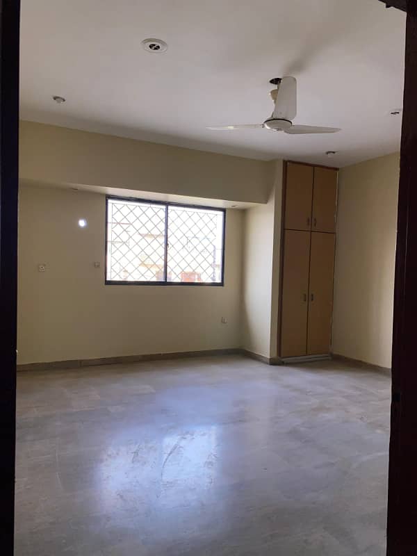 3 bedrooms drawing lounge second floor portion near Rashid minhas 7