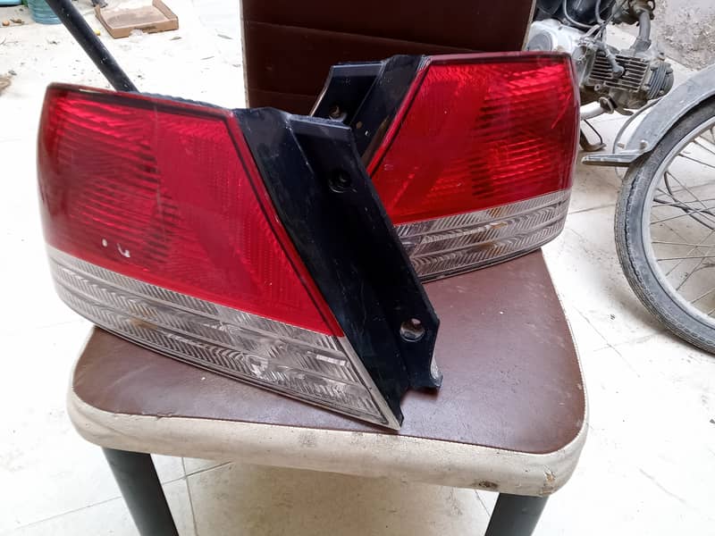 Mitsubishi lancer both left and right Tail lights 2002-2003 model 0