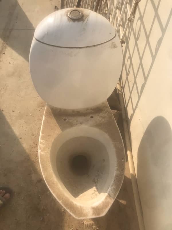 New Commode Toilet for Sale 1