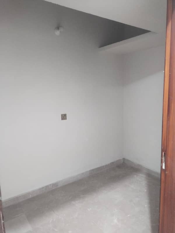 1 Kanal Upper Portion For Rent In Punjab Phase 2 Main College Road Lhr 11