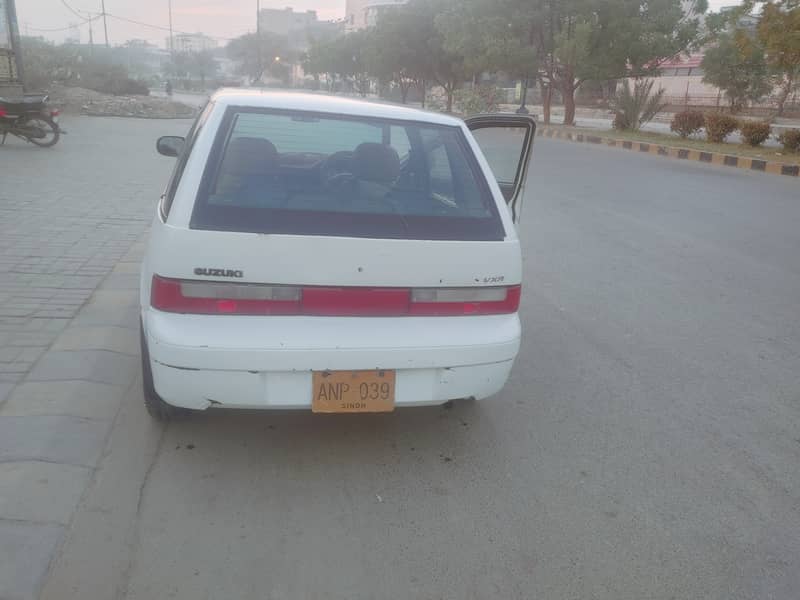 Suzuki Cultus - Company Fitted CNG, Excellent Condition 3